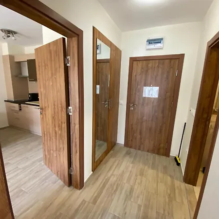 Attractive In Sunny Cascadas Family Daire *