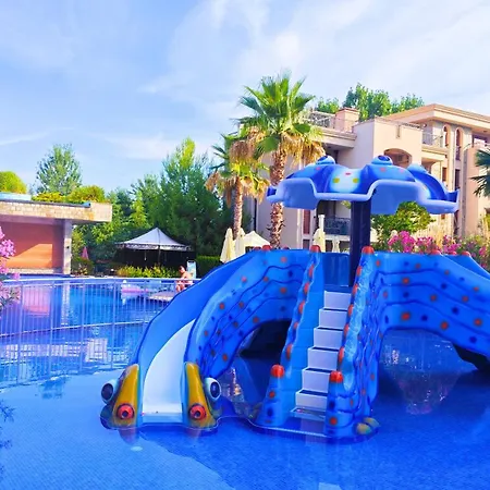 Attractive In Sunny Cascadas Family Lägenhet Slăntjev Brjag