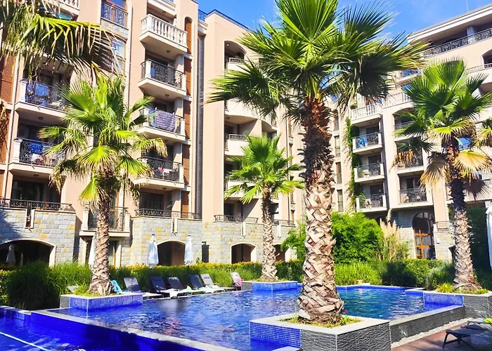 Attractive In Sunny Cascadas Family